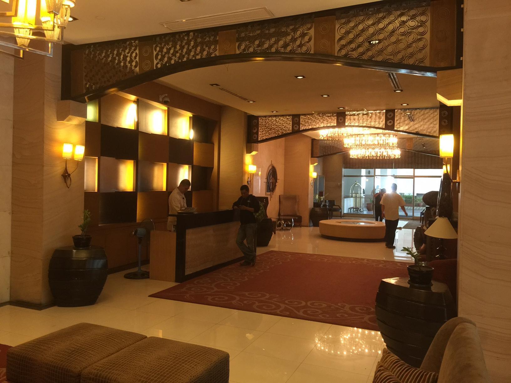 Luxury Condo At Forbeswood Parklane The Fort Bgc Makati City Ngoại thất bức ảnh